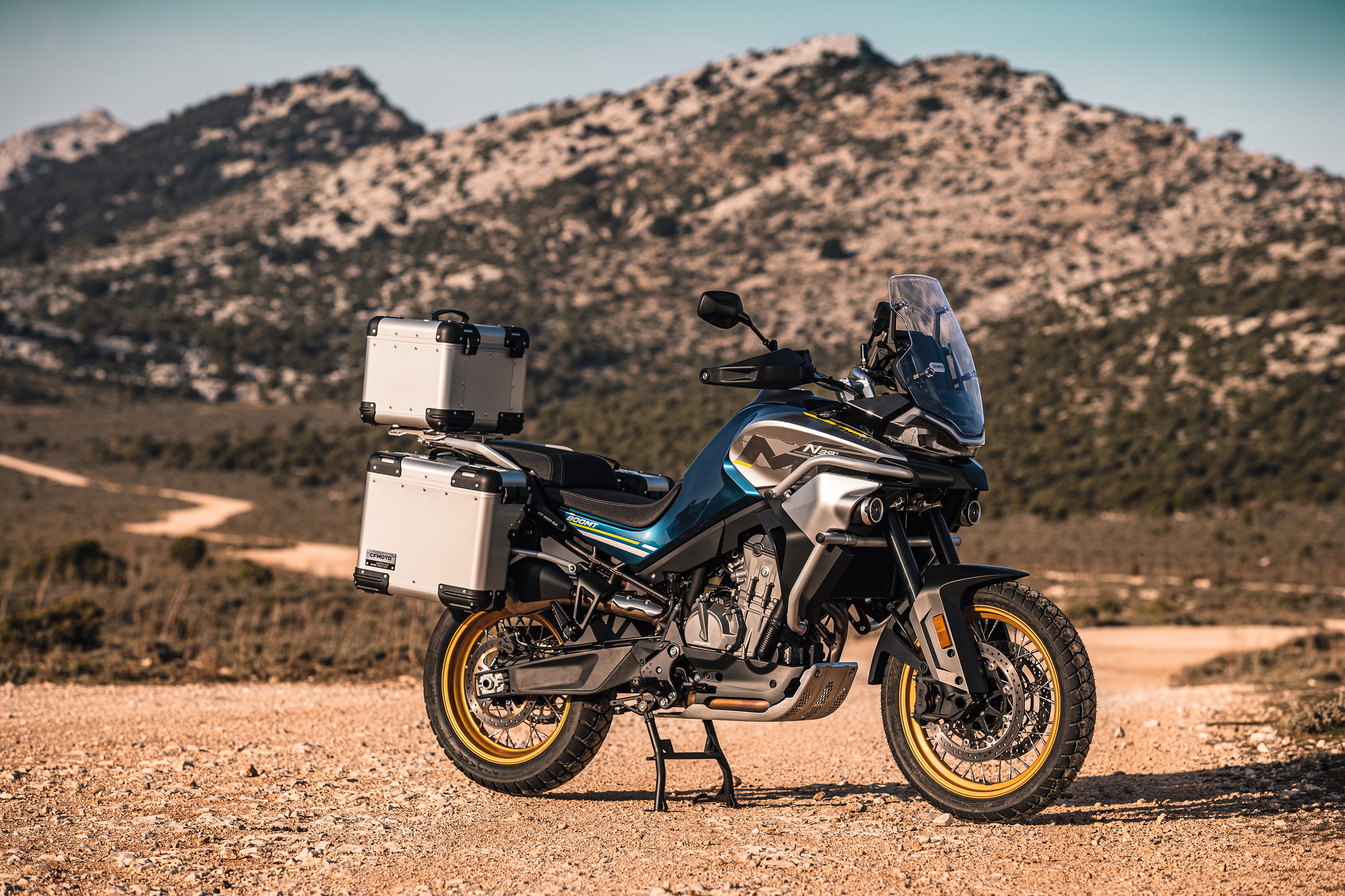 800MT TOURING (ÇANTALI)